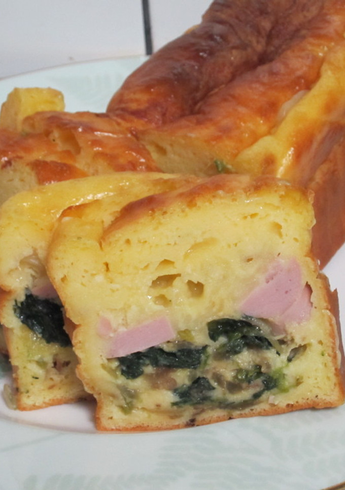 塩麹で玉ねぎとほうれん草のケーク・サレ-レシピのメイン写真
