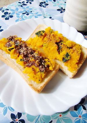 かぼちゃの煮物で☆２つのトースト-レシピのメイン写真