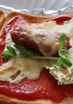 モーニングサーブサンドに、豆苗ちょこっと-レシピのメイン写真