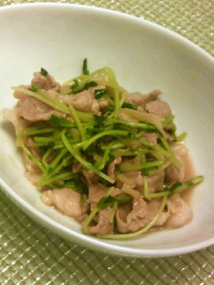 豆苗と豚肉の中華炒め-レシピのメイン写真