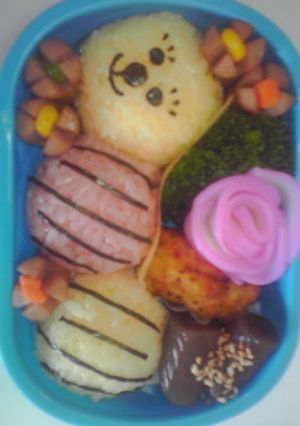 キャラ弁 通園弁当 イモ虫ちゃん-レシピのメイン写真