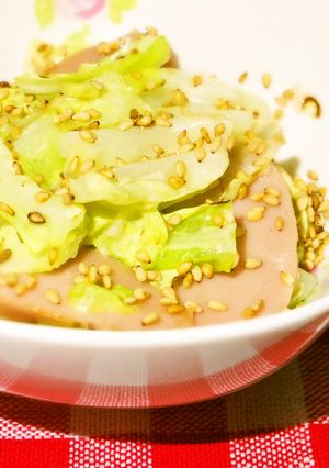 塩麹だけ～！キャベツ＆ギョニソ炒め-レシピのメイン写真