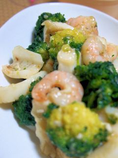 塩麹でエビとイカの海鮮炒め -レシピのメイン写真