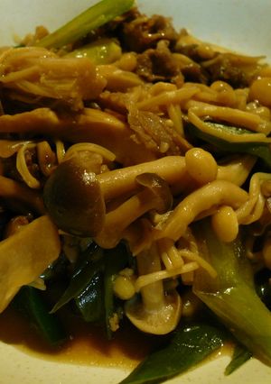 牛肉ときのこの炒め物-レシピのメイン写真