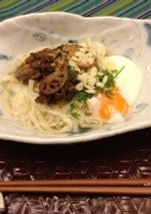 冷たい稲庭饂飩、牛肉と蓮根のきんぴらのせ-レシピのメイン写真
