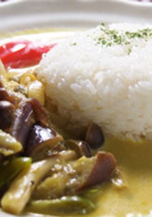 シーフードミックスの塩麹ココナツカレー-レシピのメイン写真