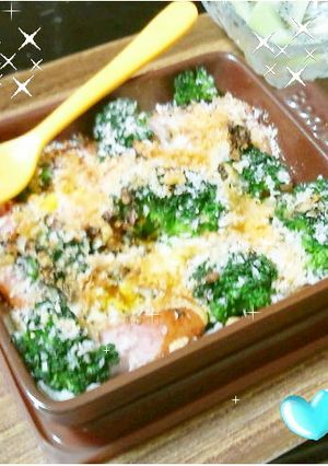 ウィンナーとゆで卵のチーズパン粉焼き♪-レシピのメイン写真