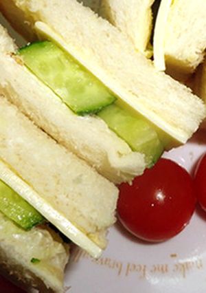 簡単☆きゅうりチーズサンド377Kcal-レシピのメイン写真
