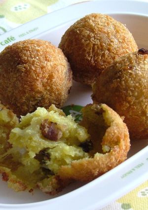 焼き芋と小豆のおかしなコロッケ！-レシピのメイン写真