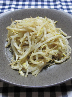 お箸がすすむ！もやしの胡麻マヨポン和え-レシピのメイン写真
