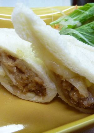 食パンで作るとろーりチーズ入り肉まん-レシピのメイン写真