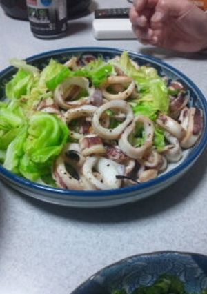 簡単！イカのペペロンチーノ風温野菜サラダ-レシピのメイン写真