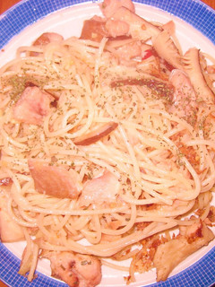 秋の味覚!茸と秋鮭のスパゲッティー。-レシピのメイン写真