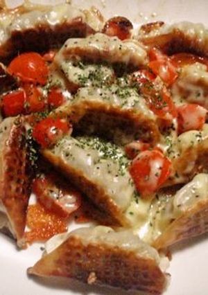 簡単☆餃子がイタリア～ンに大変身？！-レシピのメイン写真