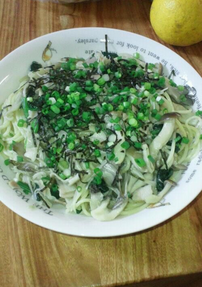 キノコとほうれん草の和風スパゲティ-レシピのメイン写真