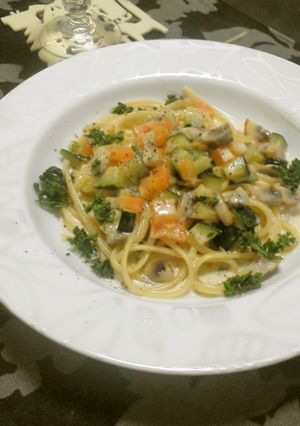 たっぷり野菜のアンチョビクリームパスタ-レシピのメイン写真
