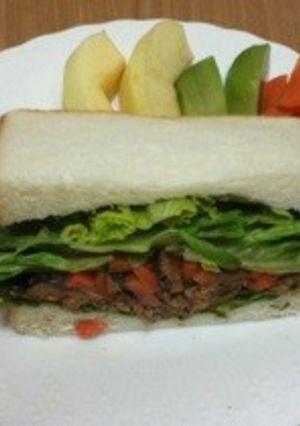 鰯缶を使ったサンドイッチ-レシピのメイン写真