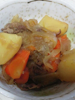 切って煮込むだけ!簡単肉じゃが-レシピのメイン写真