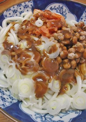 味覇+酒粕醤油☆中華風味ぶっかけうどん-レシピのメイン写真