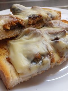 やみつき☆さんまのかば焼きちーずトースト-レシピのメイン写真