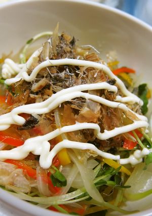 レンチンするだけ✿おかかと野菜のサラダ-レシピのメイン写真