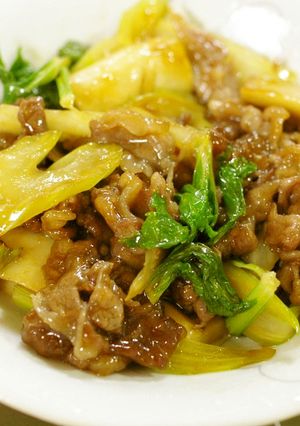 牛肉とセロリのオイスター炒め-レシピのメイン写真