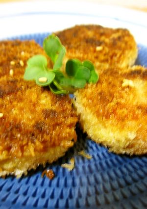 ゴマ香る♪人参サクサクパン粉焼き-レシピのメイン写真