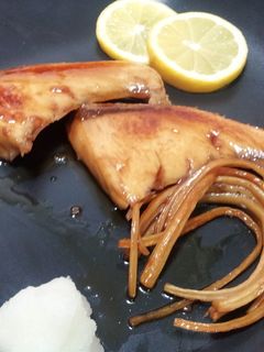塩麹とはちみつで♪ブリの照り焼き-レシピのメイン写真