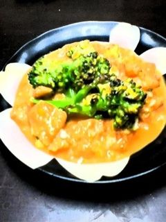 塩麹で♪ふわふわたまごと鮭とブロッコリー-レシピのメイン写真