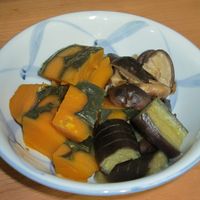 基本からアレンジまで！思わずつくりたくなる「カボチャとナスの煮物