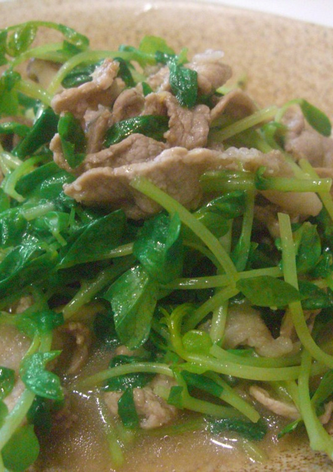 豆苗と豚肉の炒め物-レシピのメイン写真