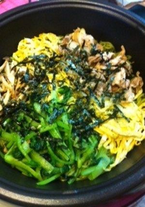 ホットプレートで瓦焼きそば-レシピのメイン写真
