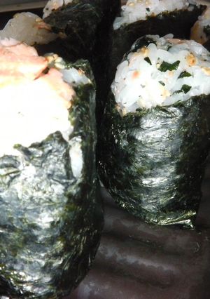 鮭おにぎり-レシピのメイン写真