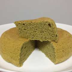 รูปของ 1/4が95kcal！抹茶のスポンジ生地