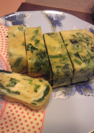 松茸のお吸い物でほうれん草の厚焼き卵焼き-レシピのメイン写真
