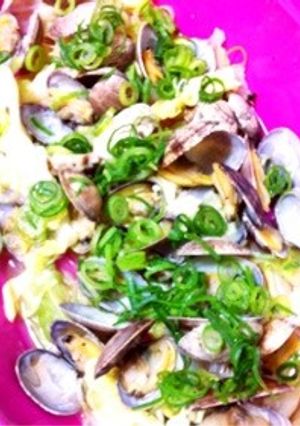 塩麹で★春キャベツとあさりの酒蒸し-レシピのメイン写真