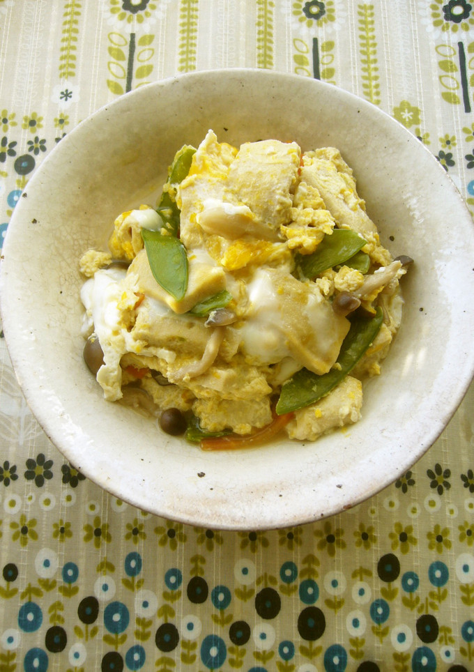 絹さやと高野豆腐の卵とじ-レシピのメイン写真