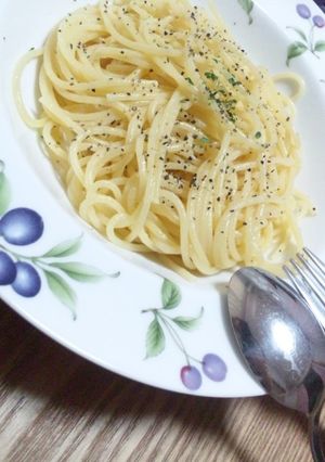一人ランチに☆懐かしい味のチーズパスタ-レシピのメイン写真