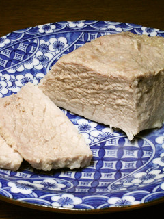 簡単!煮るだけ!豚もも塊肉の塩麹煮-レシピのメイン写真