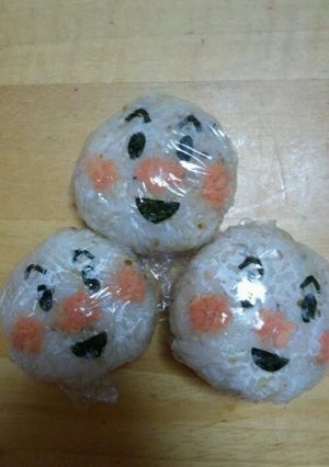 超簡単キャラ弁☆アンパンマンおにぎり-レシピのメイン写真