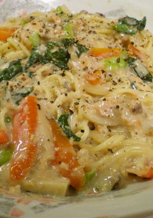 えのき氷ＩＮ♪♪鮭缶でごまクリームパスタ-レシピのメイン写真