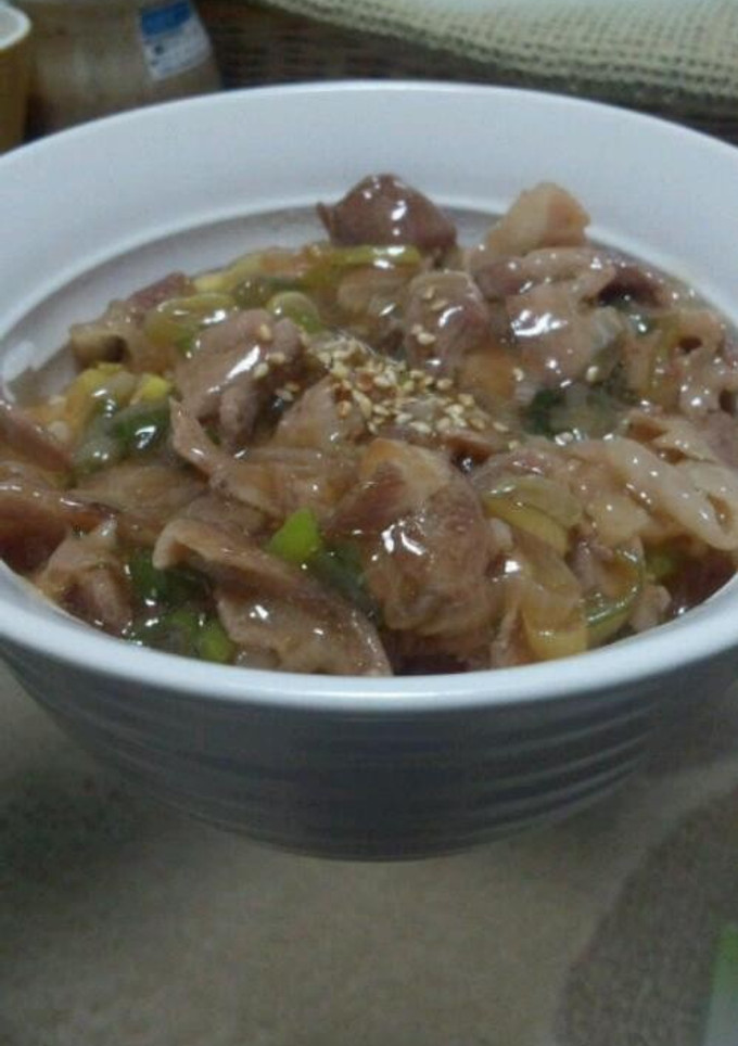 簡単美味＊すき焼き風丼ぶり-レシピのメイン写真