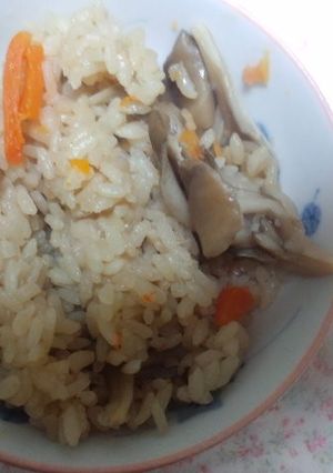 マイタケと人参の炊き込みご飯☆-レシピのメイン写真