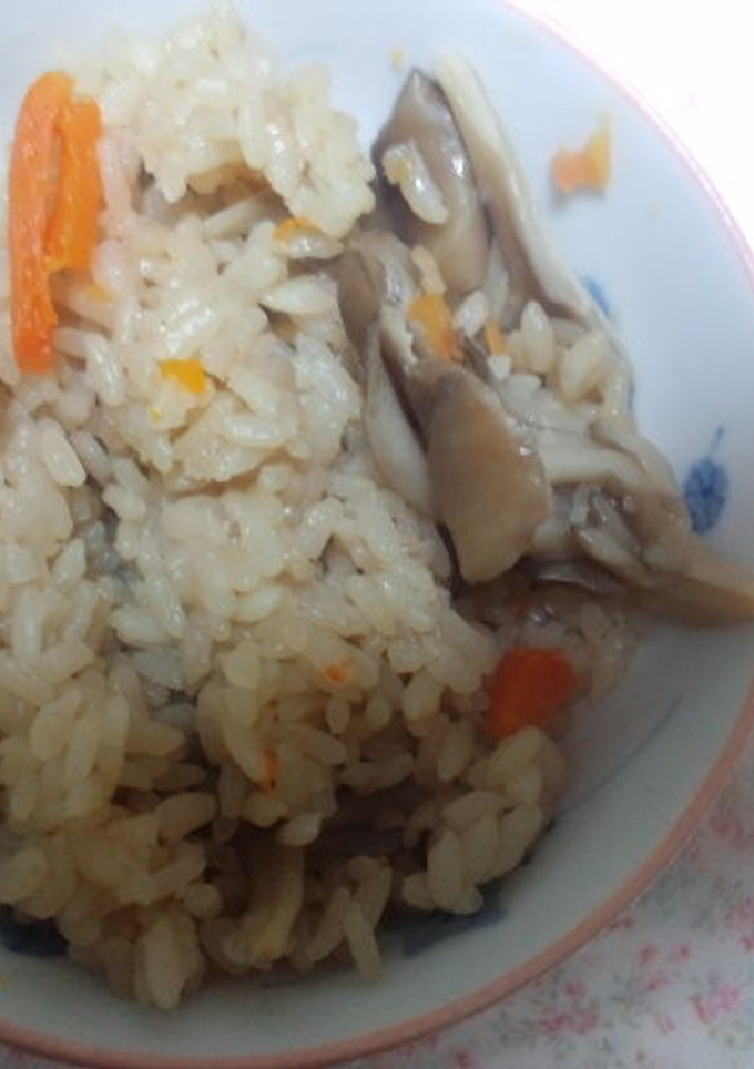 マイタケと人参の炊き込みご飯☆-レシピのメイン写真