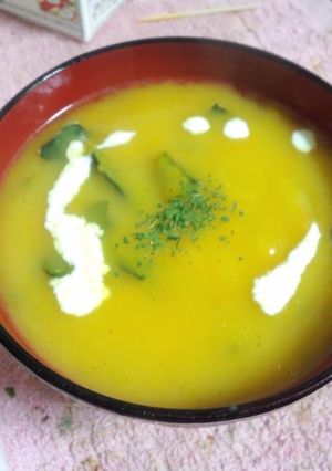 栄養たっぷり!食べるカボチャスープ-レシピのメイン写真