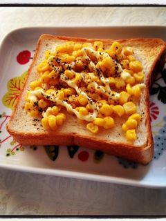 マヨコーントースト♪黒胡椒風味-レシピのメイン写真