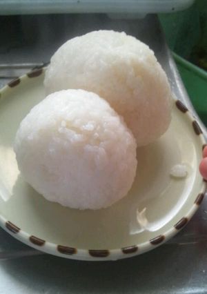 ご飯がくっつかないオムスビ♪-レシピのメイン写真