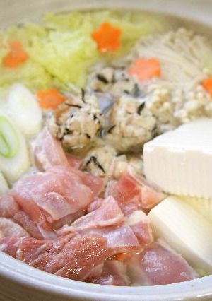 塩麹で出汁が美味しい♪鶏鍋-レシピのメイン写真