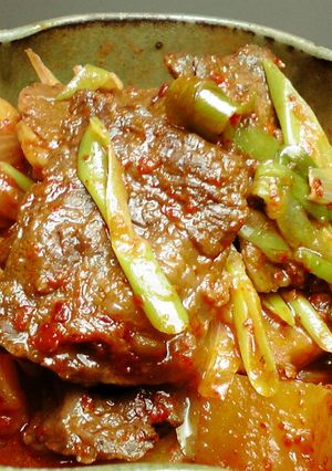 ボリューム満点!キムチ肉じゃが-レシピのメイン写真