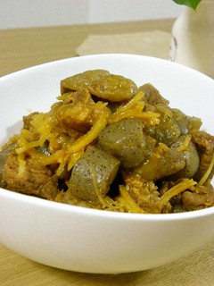 こんにゃくとすじ肉のピリ辛煮込み-レシピのメイン写真